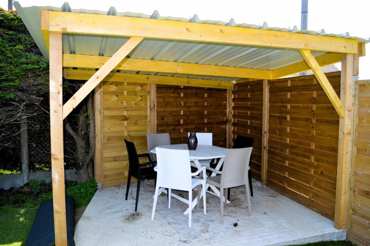 Le Chalet A Hub - Exterieur, Proche De La Plage อัสแนลส์ ภายนอก รูปภาพ